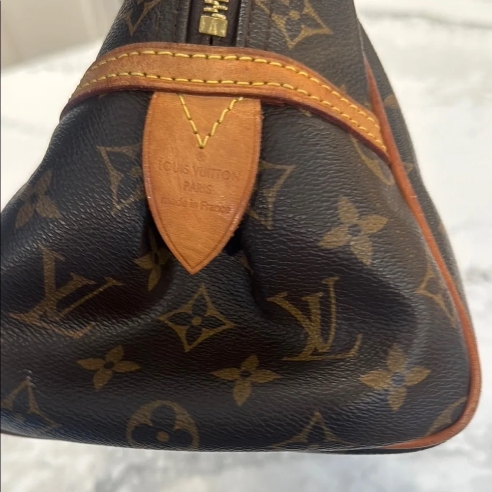 Louis Vuitton Monogram Brown Shoulder Bag - Picture 3 of 8